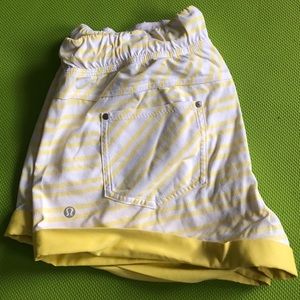 Lululemon summer beach shorts waterproof material